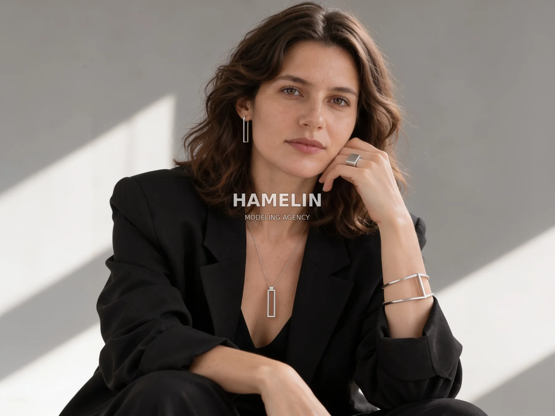 Geometric Silver & Contemporary Jewelry Editorial 1
