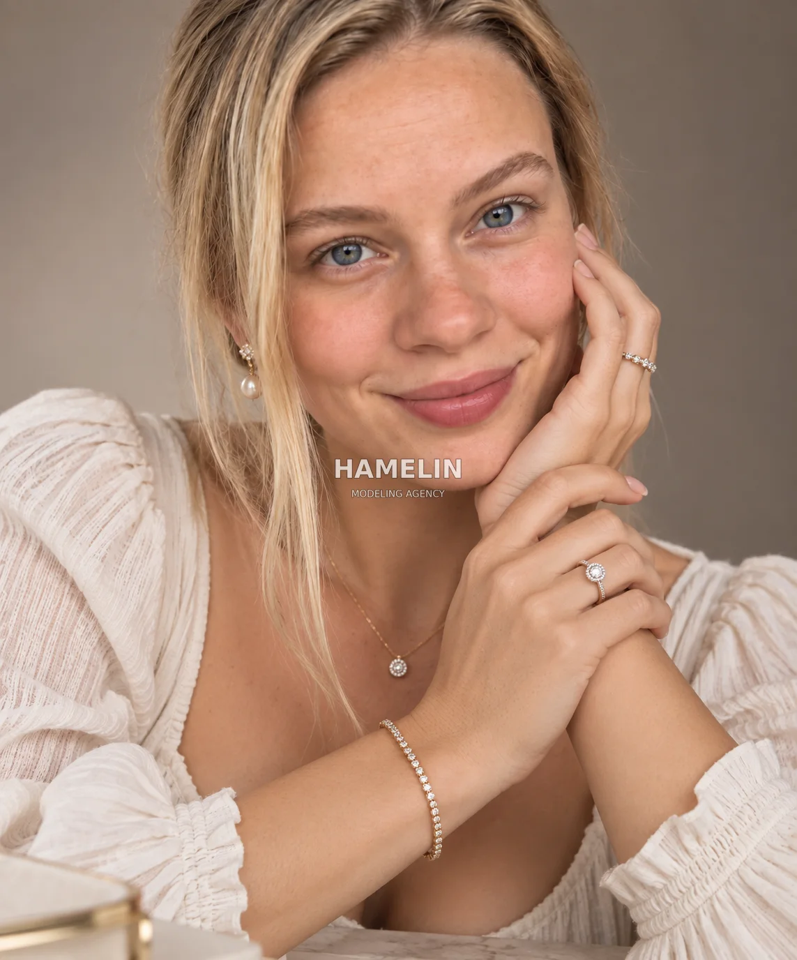 Cream Linen & Premium Interior Editorial 3